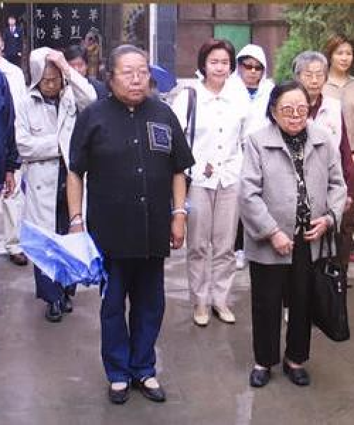 夫妻携手并进，共筑生活励志语录