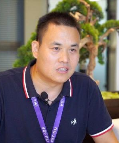 广西蓝创新能源汽车充电桩体节能技术探索