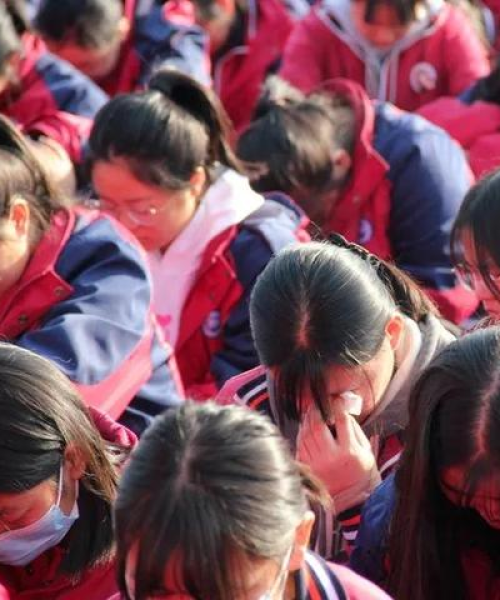 励志点燃激情与力量，激发无限潜能！