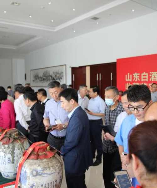 女性白酒创业路上的挑战与突破，励志语录激发无限力量！