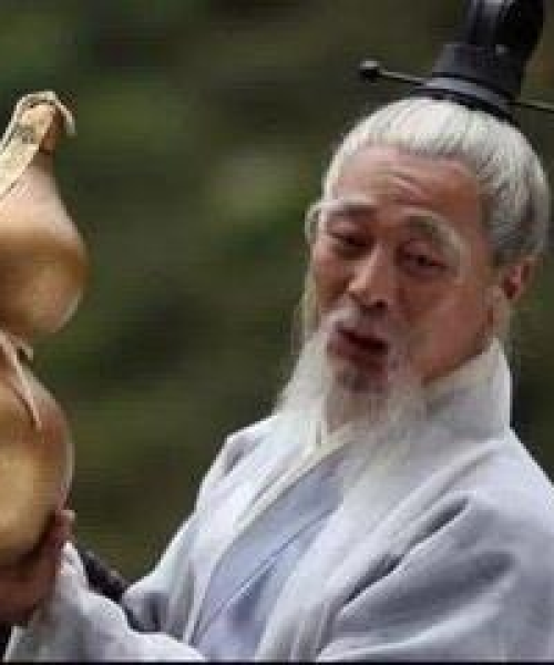 古代战场兵器排行榜TOP10，揭秘历史兵器的威力与荣耀传奇