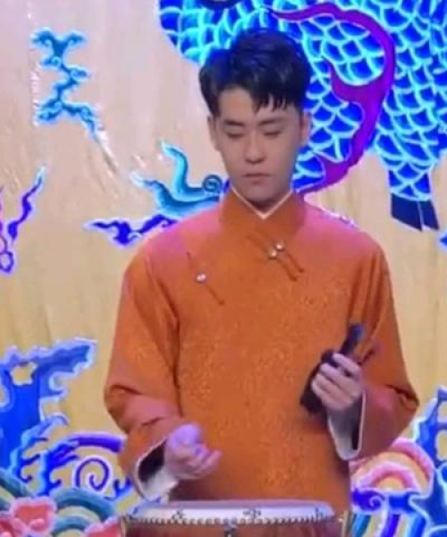 张云雷微博背后的粉丝互动故事揭秘
