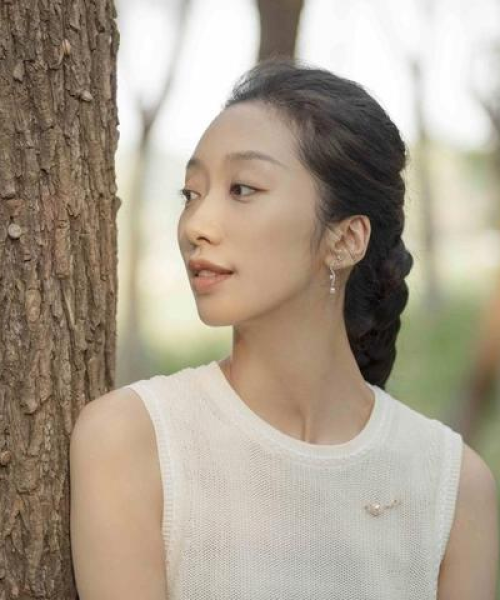 卖麦子背后的励志力量，收获希望，坚韧成长之路
