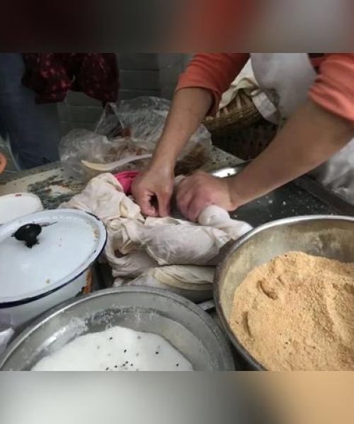 百度收录推荐，回忆与成长的交织——与一起长大的人共叙情感历程