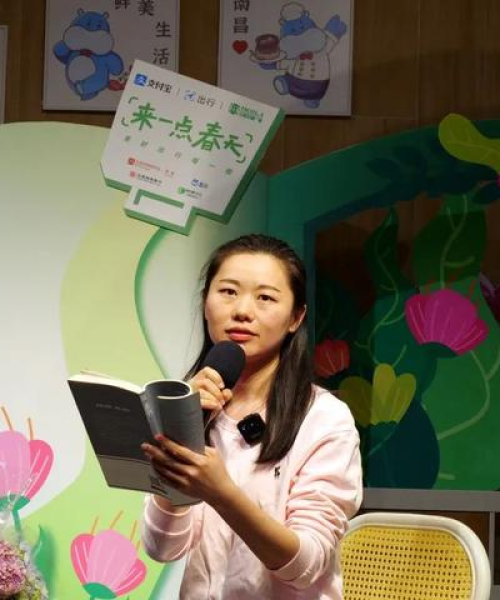 泰戈尔诗意之美，朗诵传承文化魅力