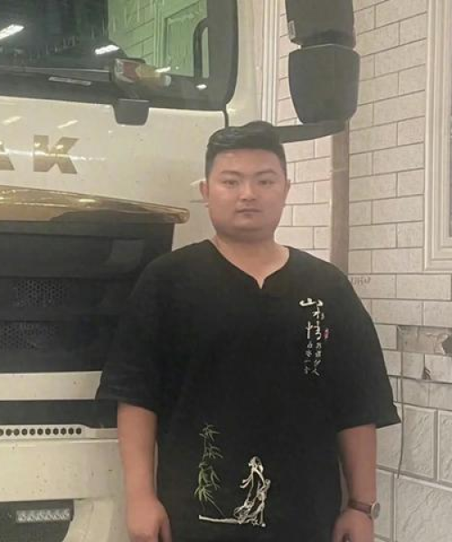 小孩拦车背后的故事，新闻视频集锦引人关注
