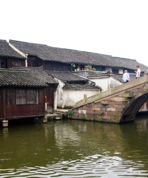 乌镇旅游攻略揭秘，重温江南水乡魅力，不容错过的景点与体验！