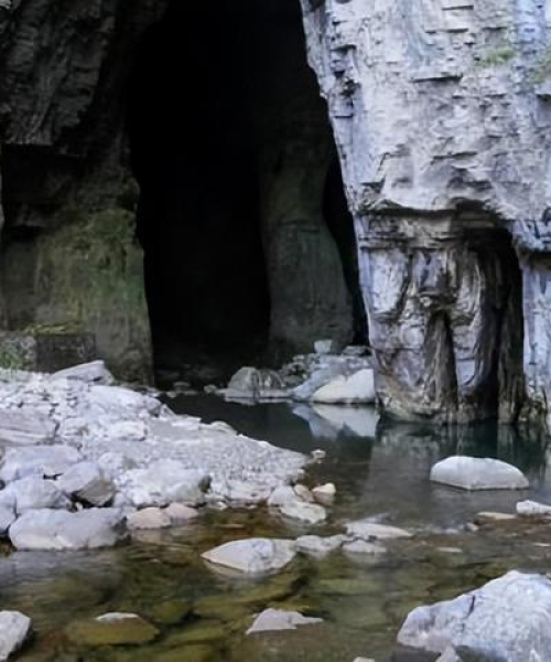 湖北探索之旅，多彩景点尽享攻略