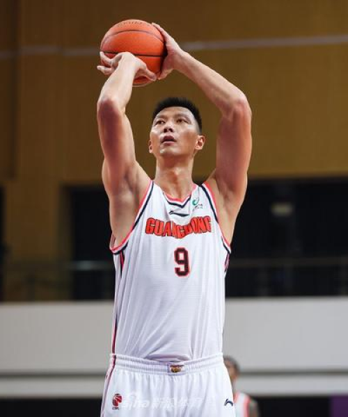 揭秘篮球传奇马布里全球排名，荣耀时刻见证其世界地位！