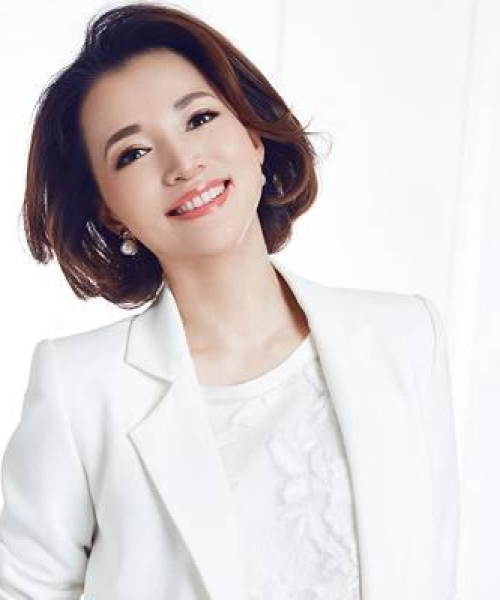 揭秘董卿丈夫身份，百度搜索关键词背后的真相！