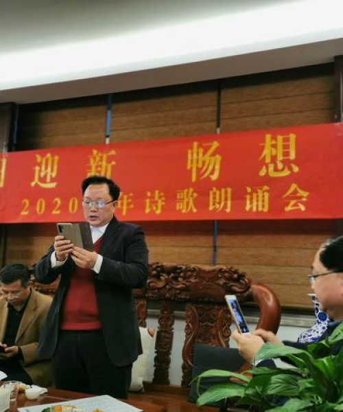 现代诗坛十大经典之作，诗意与情感的完美交融榜单揭晓！