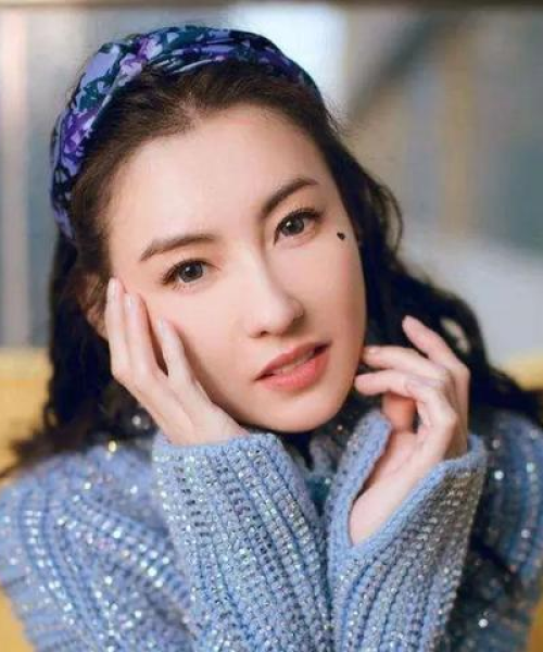 今日娱乐圈头条大揭秘，最新消息一网打尽