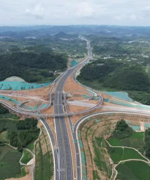 龙场隧道事故视频曝光，安全危机再度敲响警钟