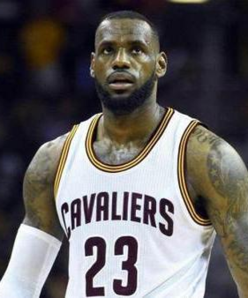 NBA今日赛事战报，精彩对决揭晓比分！