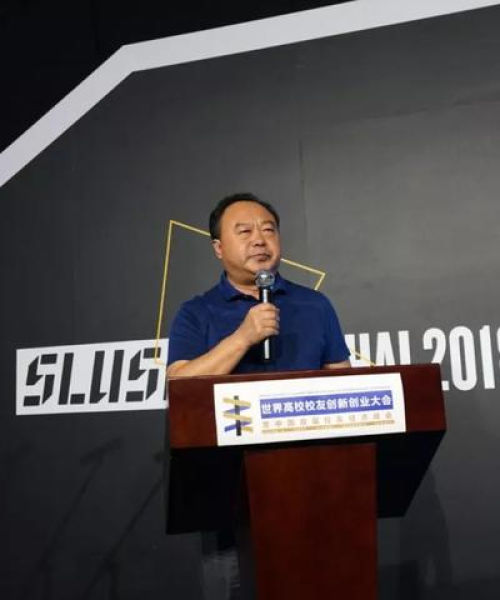 今日汽车科技热点，引领未来创新动态，最新汽车新闻速递