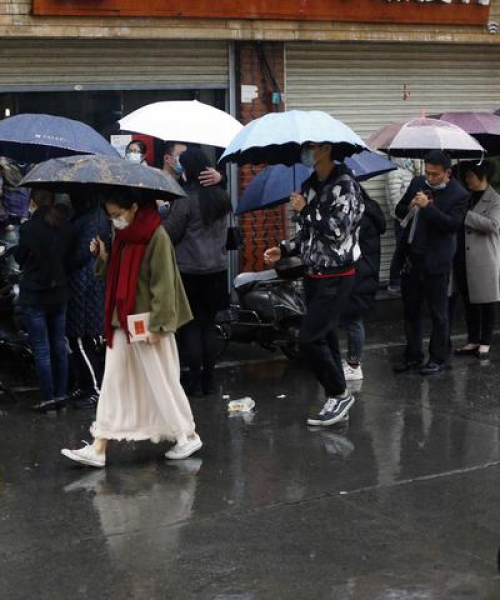 泉州暴雨最新消息，暴雨来袭，全城紧急应对！