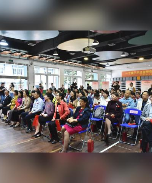 深情串起爱国之声，我的祖国百度之旅