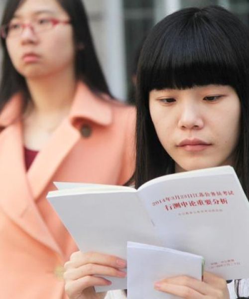 中央时事热点深度解读，聚焦最新动态，新闻头条不容错过