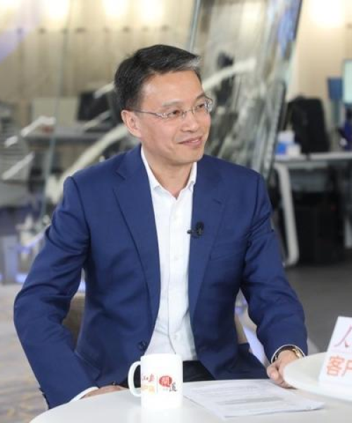 励志人生，独立前行，拥抱正能量，开启无限可能！