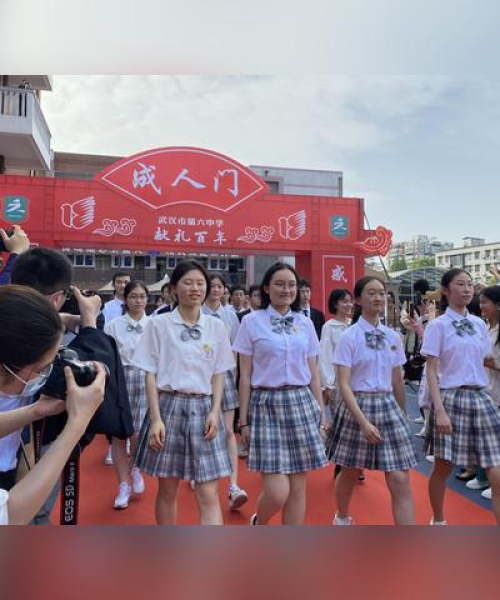 成长路上的励志金句，激发无限潜力能量！