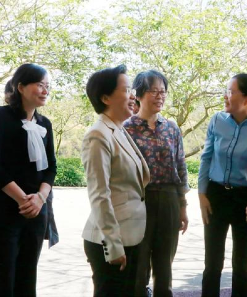 西山学校女生励志箴言，勇敢追梦，青春不留遗憾