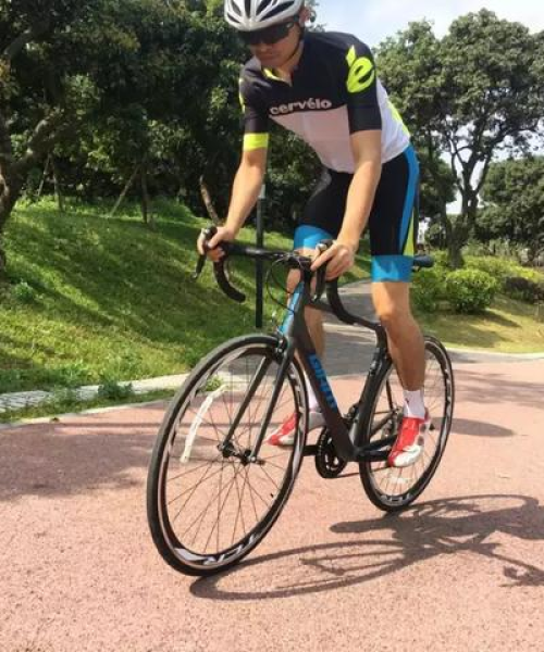 捷安特飞轮革新亮相，全面指南与深度探讨