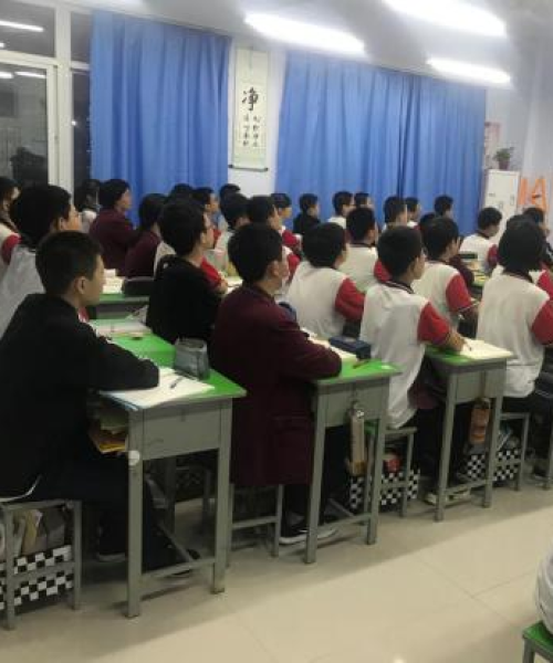 肺炎抗击战中的励志前行，激励人心的语录句子集
