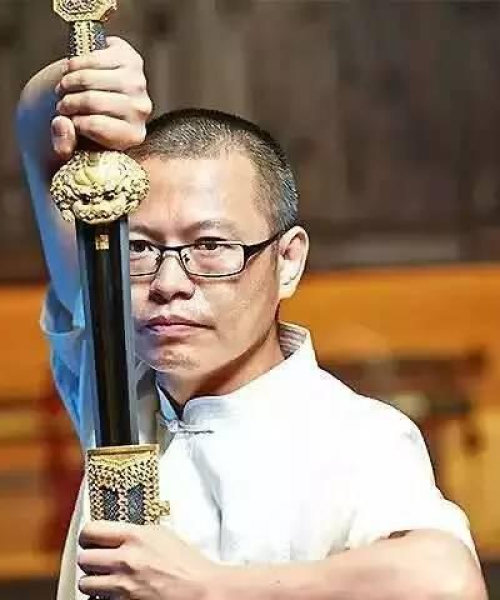 执剑铸剑志非凡，励志语录成就梦想之剑