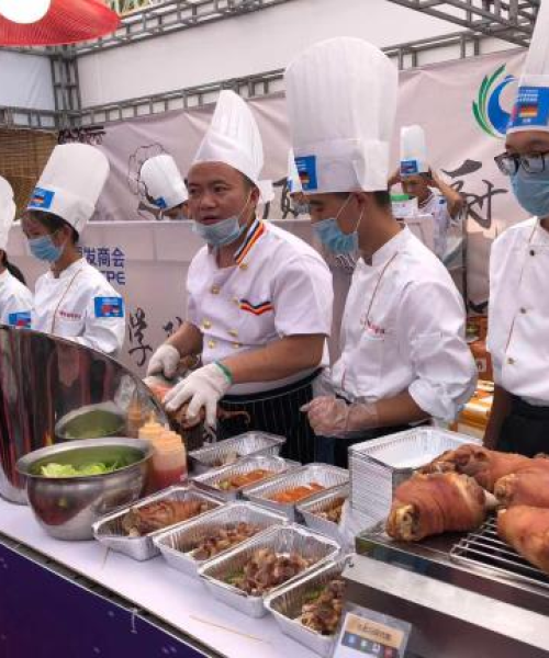 顺德烹饪名师排名揭晓，传承厨艺与美食文化的十大璀璨明珠
