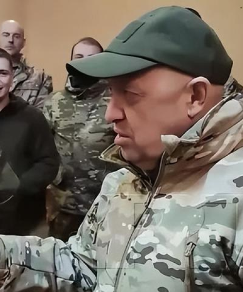 全球精锐军队单兵素质大比拼，深度解析战斗力排名，谁是最强之师？