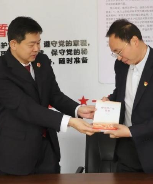 鹤山最新新闻头条，今日热点不容错过！