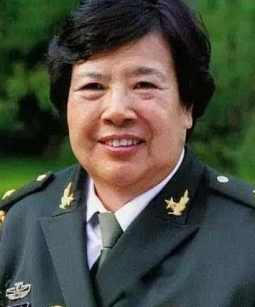 励志美女励志语录，燃烧岁月，绽放光芒，温暖你我他
