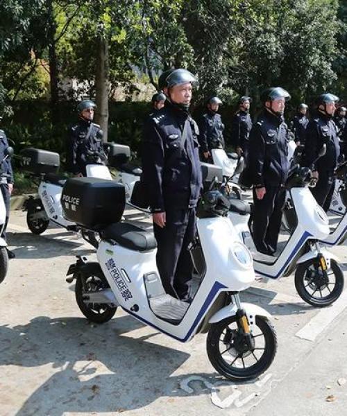 成都辅警最新动态，关注与理解的双向奔赴，传递社会正能量