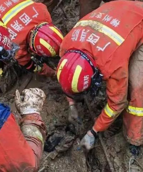 成都大雾下的神秘古都魅力攻略
