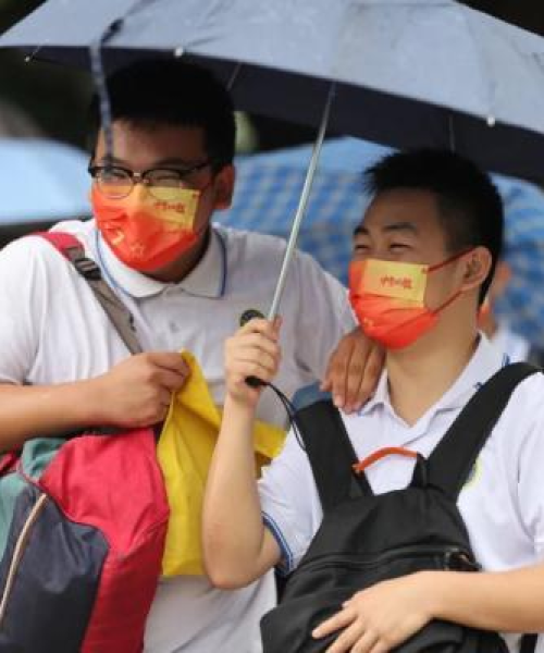 中考青春励志，燃烧岁月，为梦想奋力加油！