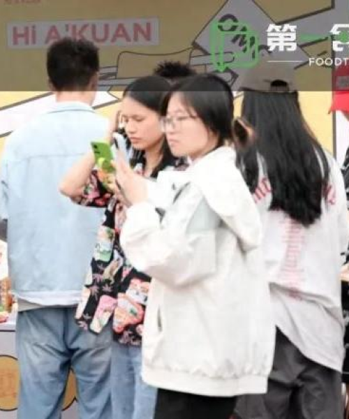 青春励志语录，未来可期，勇敢追梦，把握现在，勇往直前