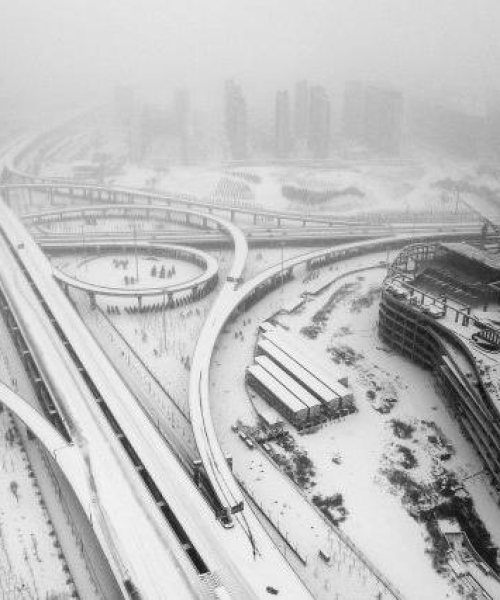 呼市最新雪情路况播报，雪天行车指南与安全提示