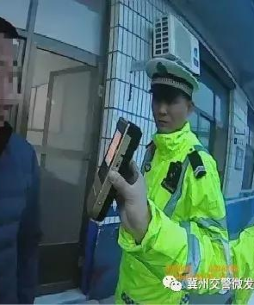冀州交警创新科技守护交通安全，智能管理与创新融合引领时代潮流