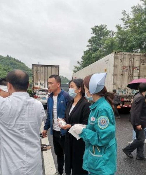 沅陵车祸现场最新更新，事故细节及救援进展揭秘