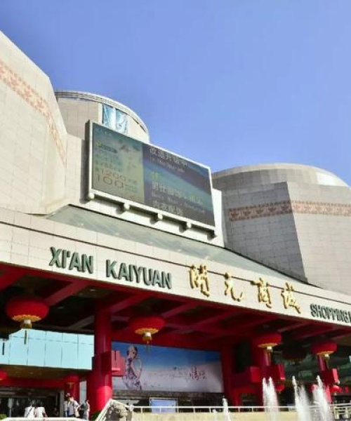 翠花美女魅力闪耀新闻头条，多重风采展现风采无限
