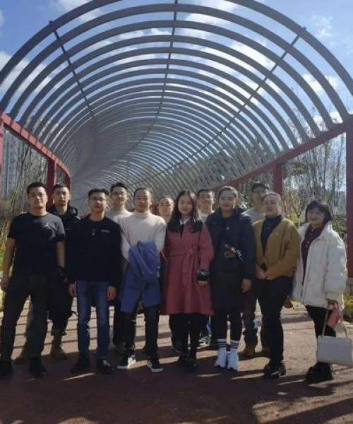 警察车身励志语录，守护的力量与信念的彰显，彰显信念与责任担当