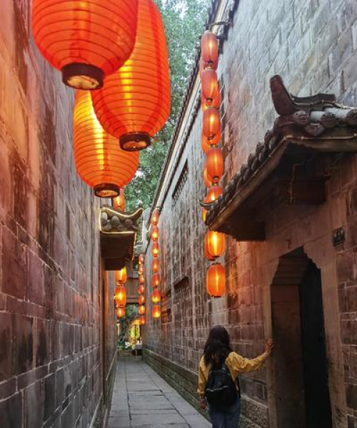 西藏火锅店老板独家揭秘，最新消息全知晓