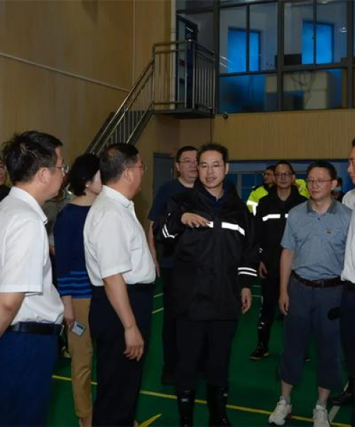 浦东最新热点舆情解读，聚焦今日焦点，解读民众关切