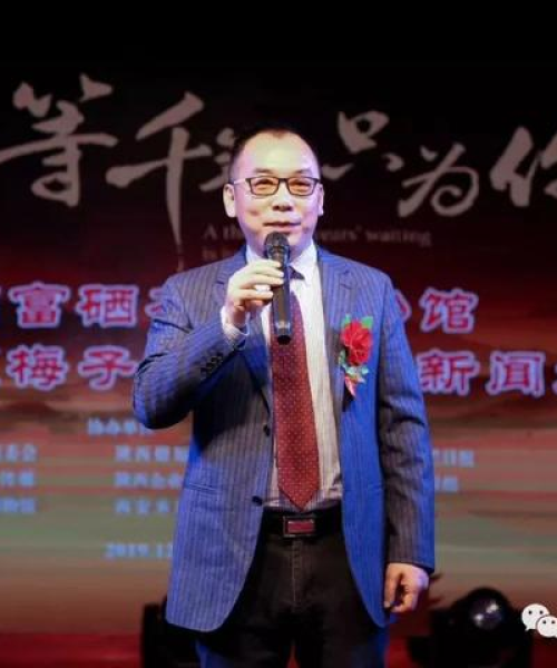 励志考大学语录，追逐梦想，勇攀高峰！