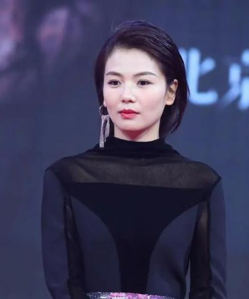 励志自律语录与美图，自我驱动，迈向成功的力量之源
