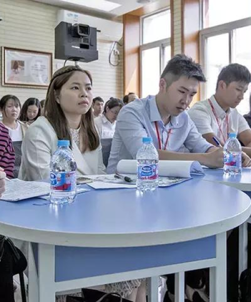 京港小学排名前十强，教育质量揭秘、特色亮点及未来展望