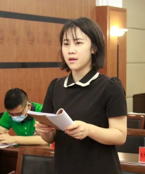 揭秘头条新闻背后的故事与未来走向，深度解析报道！