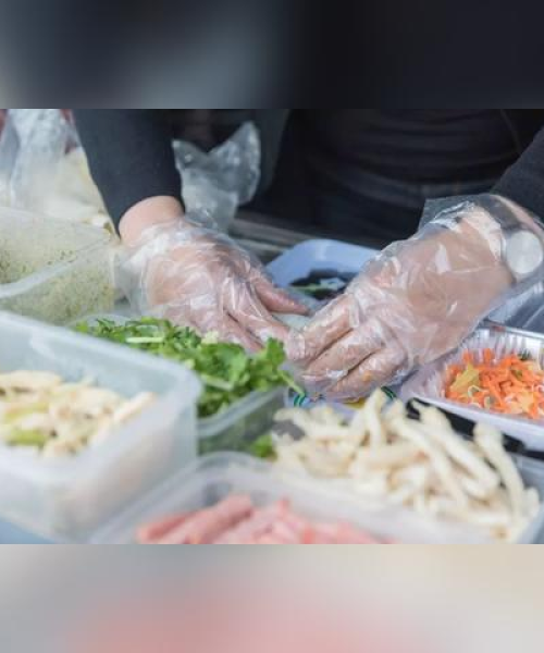 西街酒吧小吃盛宴，十大美食排名，味蕾狂欢不容错过！