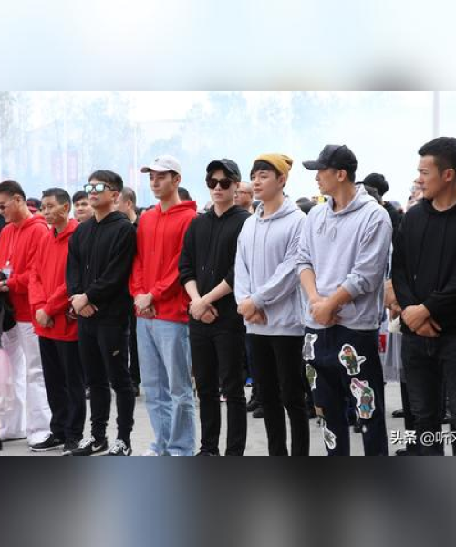 新兵下连励志语录，勇往直前，青春无悔，铸就辉煌未来！